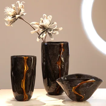 Black & Orange Veined Retro Flower Vase 1