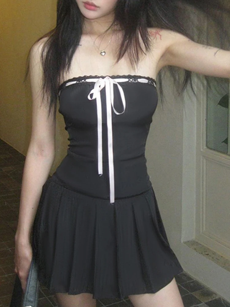 미니원피스 휴가철 여성 패션 – 섹시한 블랙 짧은 드레스부터 여름 바디콘 활까지