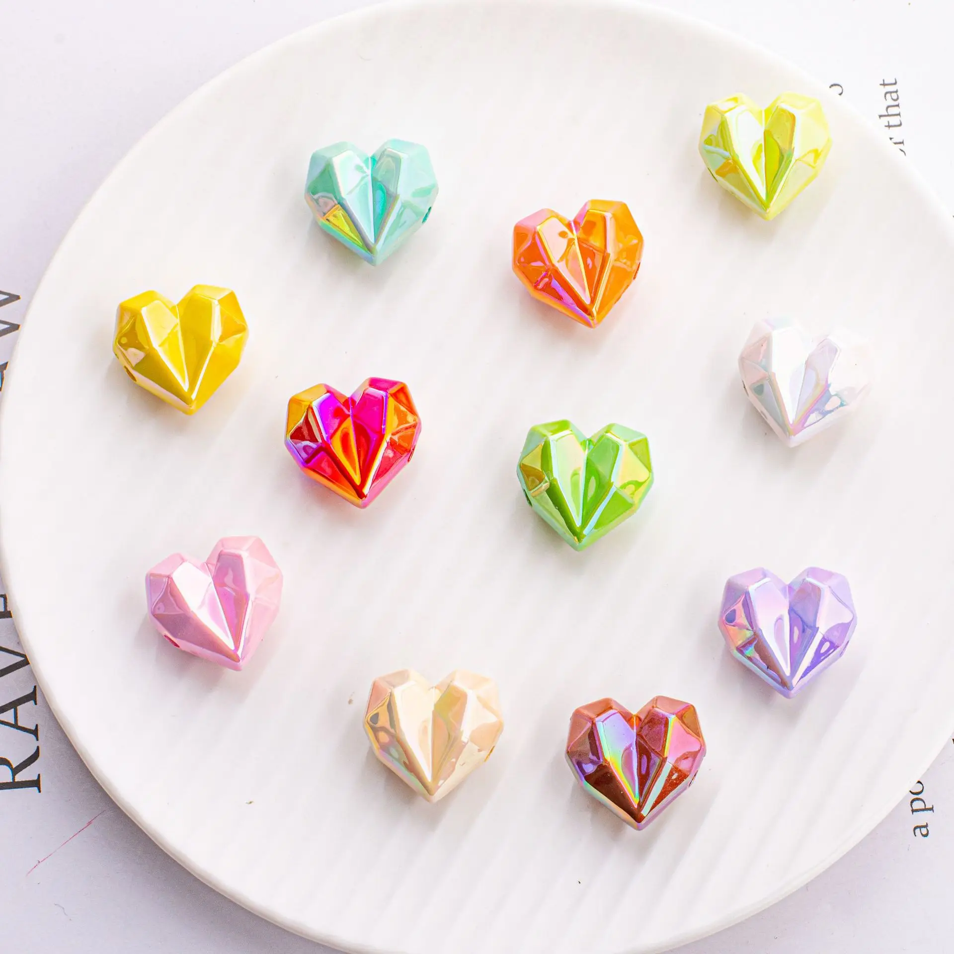 

DIY Jewelry Findings 21*20mm 100pcs AB Colors Faceted Love Heart Acrylic Necklace Beads DIY Earring Bracelet Beading Material