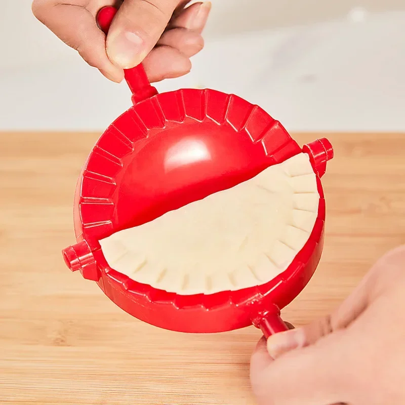 Dumplings Kitchen Accessories Clip Set Pastry Molds Mold Household Kitchens Useful Plastic Make Maker Dumpling Items Use Things dumpling maker