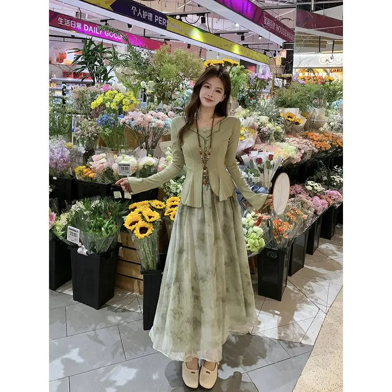 

3 Pieces Chinese Style Improved Fashion Traditional Hanfu Women Elegant Daily Hanfu Skirt Sling Cardigan Lady Three-piece Set