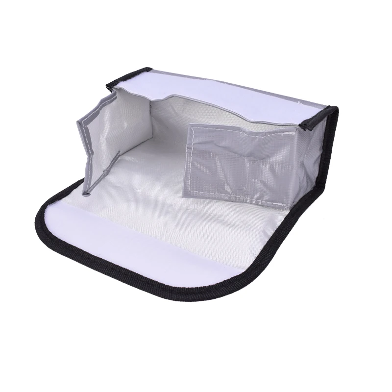 Sac de protection ignifuge pour batterie drone, vue de l'intérieur avec compartiment rembourré.