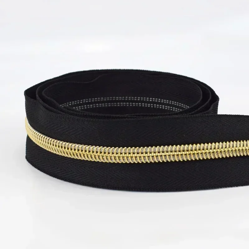 Durable Nylon Zipper for Sewing and DIY Projects