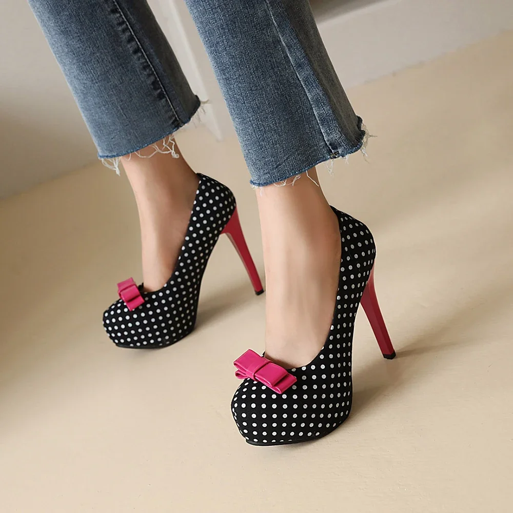FANAN Pumps Back View