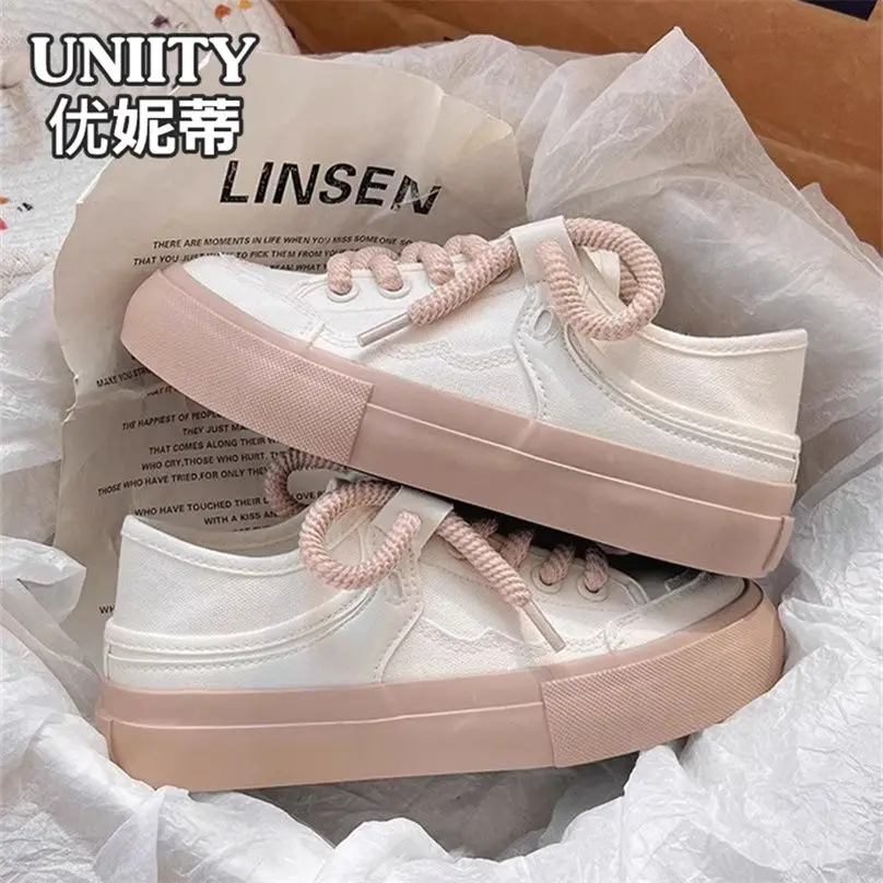 Sweet Ins Fashion Canvas Shoes Female Girly Heart Student Board Shoes Casual All Match Soft Comfortable Sneakers Y2k Girls Gifts 6