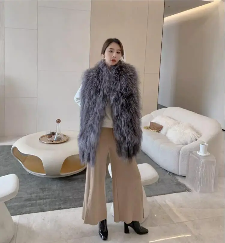 Рисунок 4 - Зимняя шаль из натурального Меха чернобурки