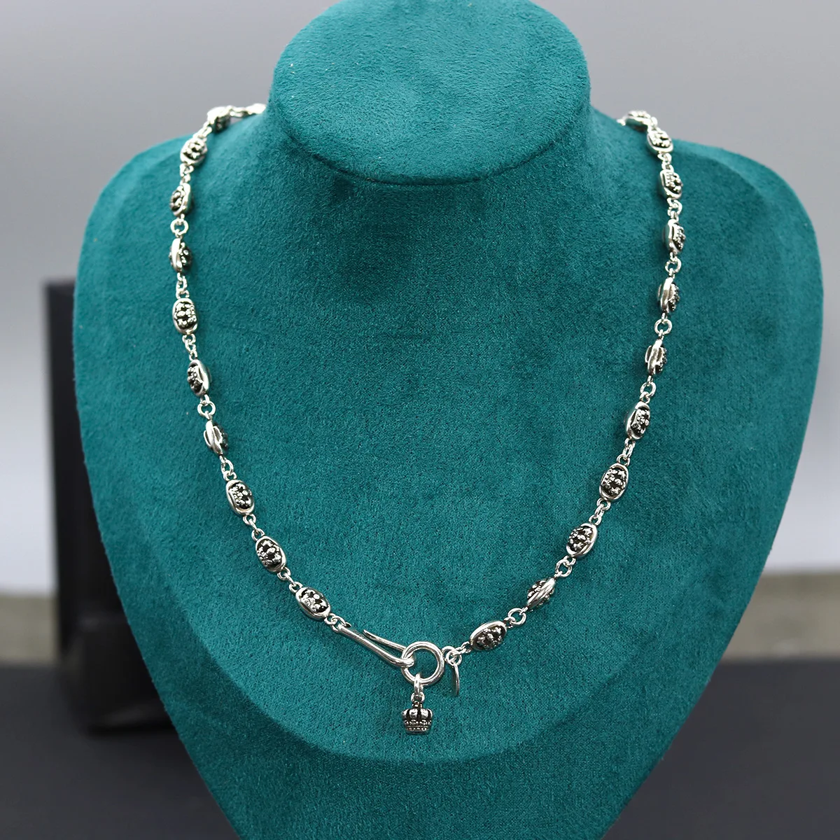 Crown rose without pendant retro long personality punk men and women necklaces