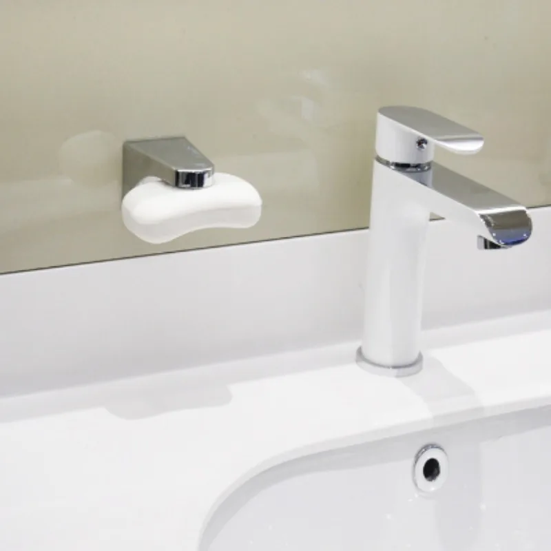 

1pc Magnetic Soap Holder Magic Soap Dish Organizer Bathroom Accessories Wall Mounted Sponge Holder Bathroom Kitchen Storage Rack