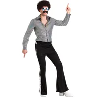 homme portant le déguisement noir disco pour homme avec perruque et fausse moustache sur fond blanc