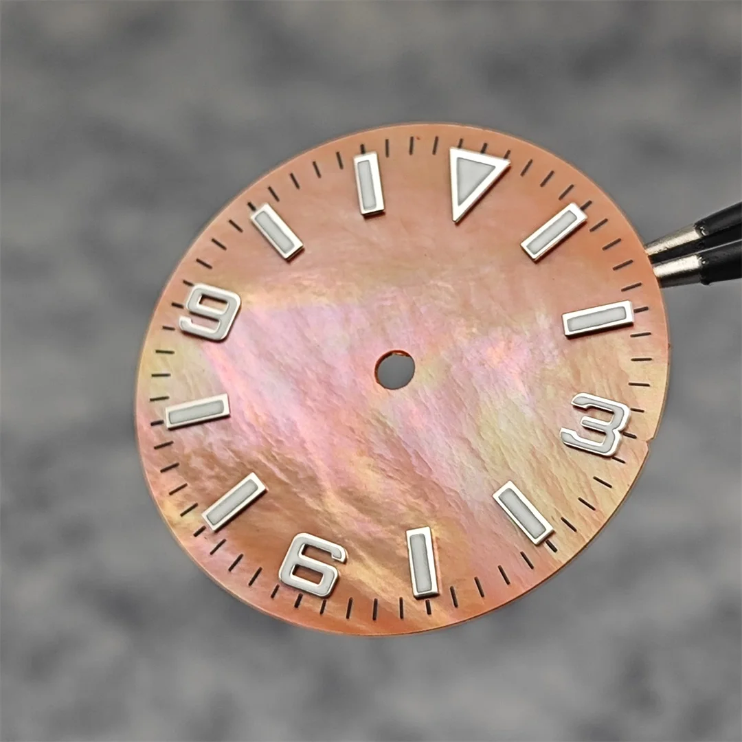 Watch Face Accessories Watch Dial Accessories Modification 28.5mm Watch Dial Green Luminous Shiny Sterile Watch Faces with Date Accessory Suitable for NH35 Movement