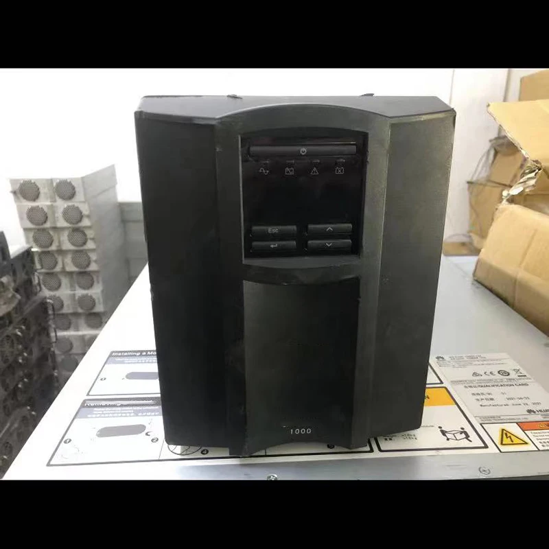 SUA1000ICH-45 UPS 무정전 전원 공급 장치 1KVA/670W 온라인 인터랙티브 내장형
