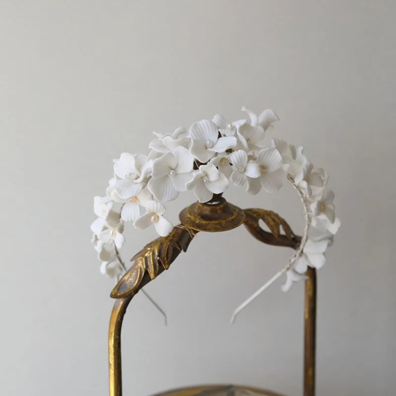 SLBRIDAL Handmade Luxury Rhinestones Freshwater Pearls Ceram Flower Bridal Tiara Wedding Bridesmaids Crown Women Hair Jewelry