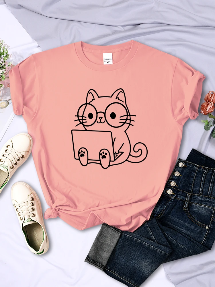 Estudo-cuidadoso-do-trabalho-esbo-os-de-gato-camiseta-feminina-personalidade-tend-ncia-casual-roupas-rua.jpg