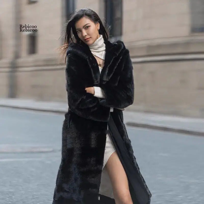 

Пальто женское зимнее длинное из искусственного меха с капюшоном и длинным рукавом