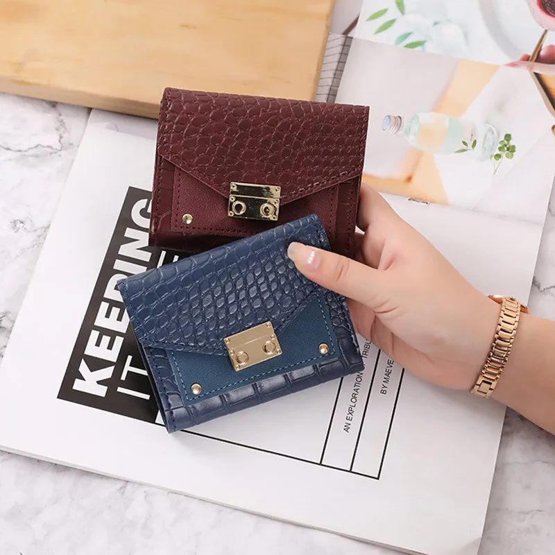 

Womens Short Wallet 2022 New Fashion Female Korean Buckle Coin Purse Versatile Crocodile Pattern Ladies Wallet Hasp Mini Clutch