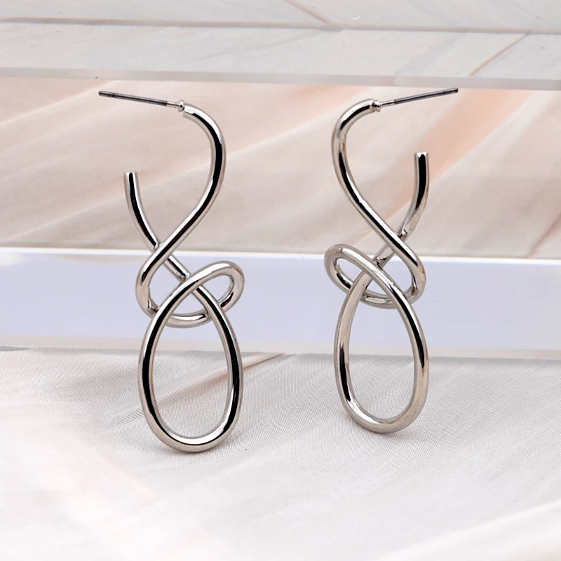 Vintage Metal Knitted Dangle Earrings for Women Personalized Fashion Distorted Irregular Geometry Drop Earrings Punk Jewelry 4