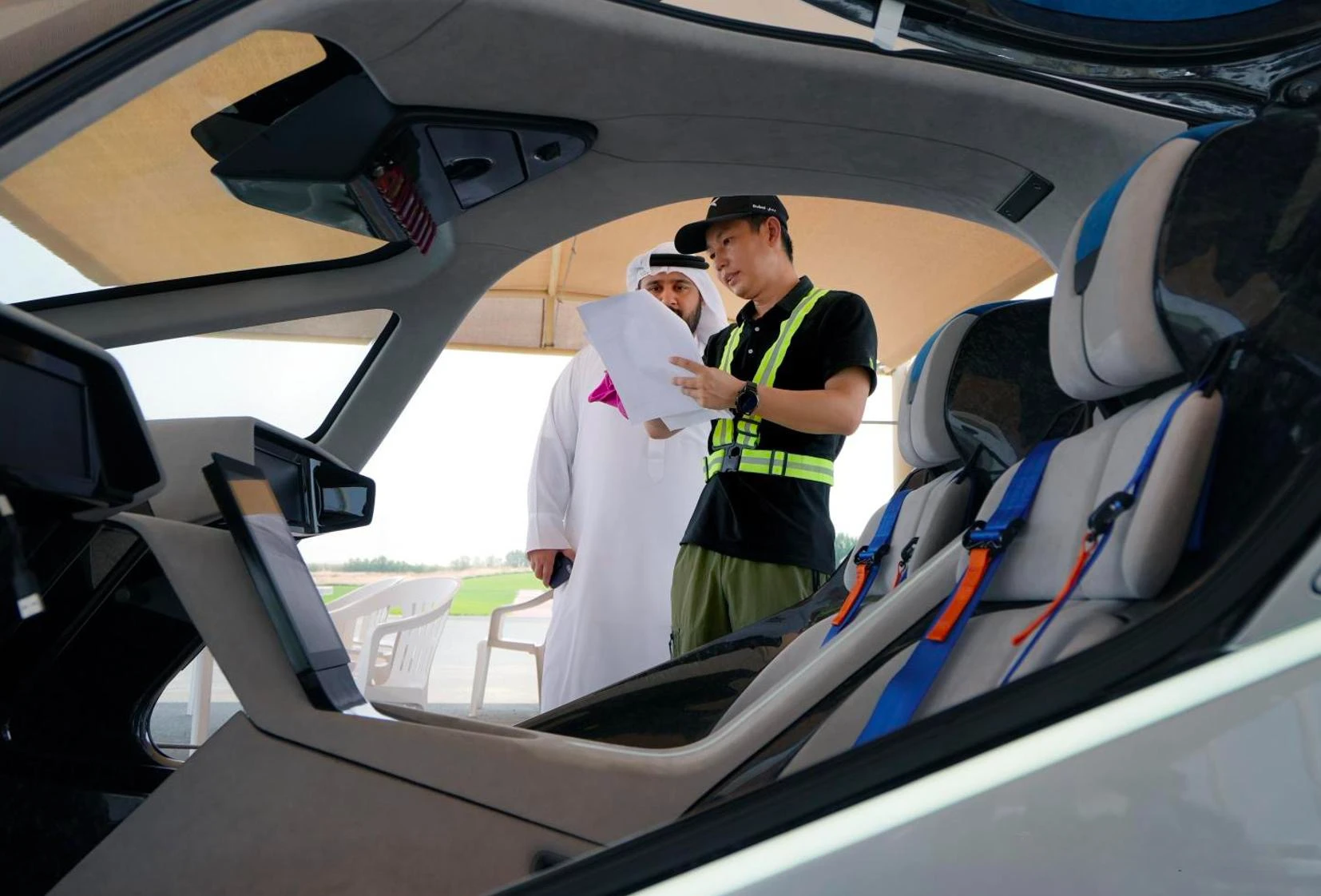 100km battery life for automobiles and airplanes 2