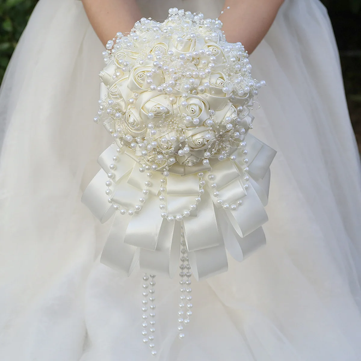 Ivory Silk Ribbon Drop Bouquet Wedding Bouquets Teardrop Bridal Bouquet Pearl Tassels Decor Bridesmaid Wedding Flowers