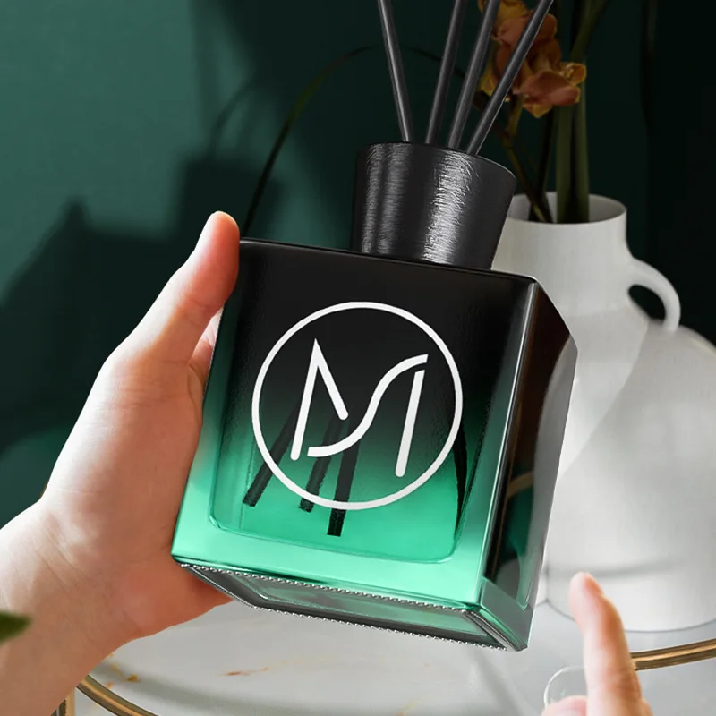 Gradient Green/Brown Bottle Black Wooden Cap Reed Diffuser 1