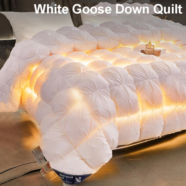 Premium Goose Down Quilt – Soft, Warm for All Seasons