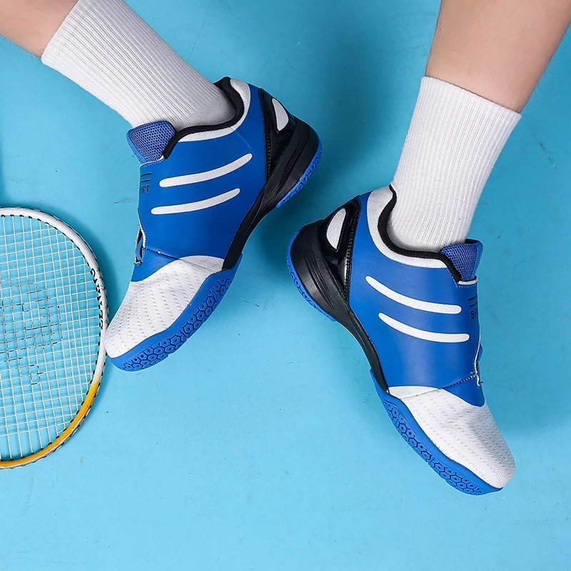 Summer Outdoor Sports Shoes Mesh Badminton Shoes Couple Shoes Men Women Casual Shoes 36-47