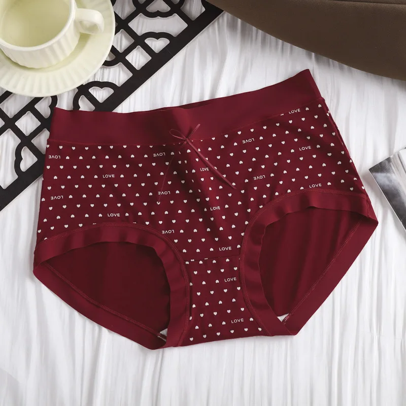 Comfortable Antibacterial Red Triangle Underwear for Women High Elasticity Celebration Panties Suitable for New Year And Wedding