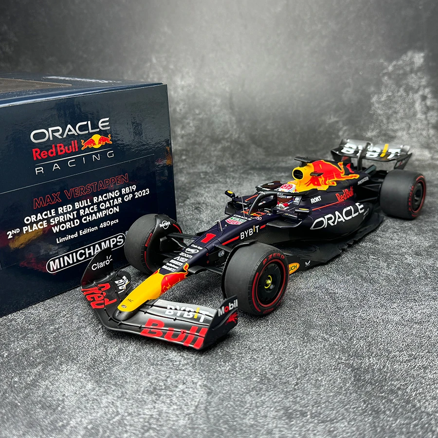 MINICHAMPS 1:18レッドブル　F1 Red Bull Racing Red Bull F1 RB19 #1 Max Verstappen Winner US Miami GP 2023 World