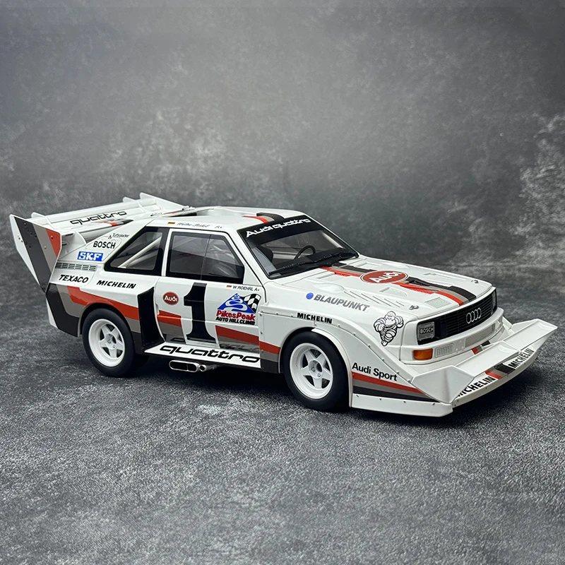 ミニカー AUTOart Audi sport Quattro 1988 1/18 $_1.JPG?set_id=2