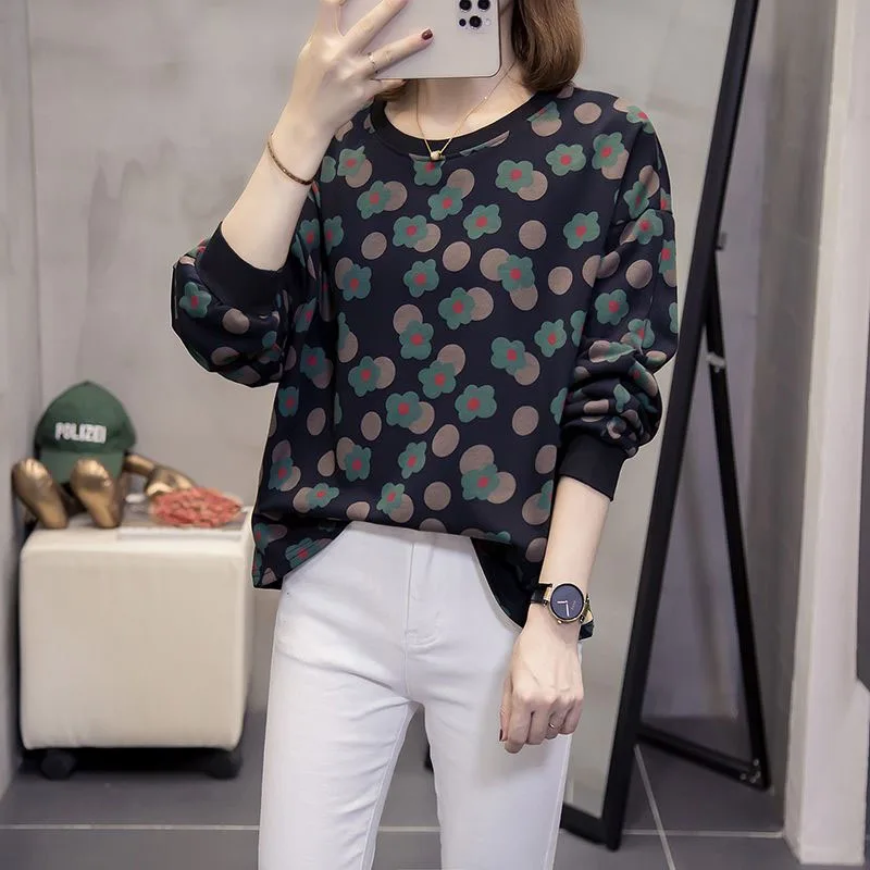 2023 Women New Autumn and Winter Loose Fitting Large Round Neck Printed Fashion Versatile and Minimalist Long Sleeved Tops