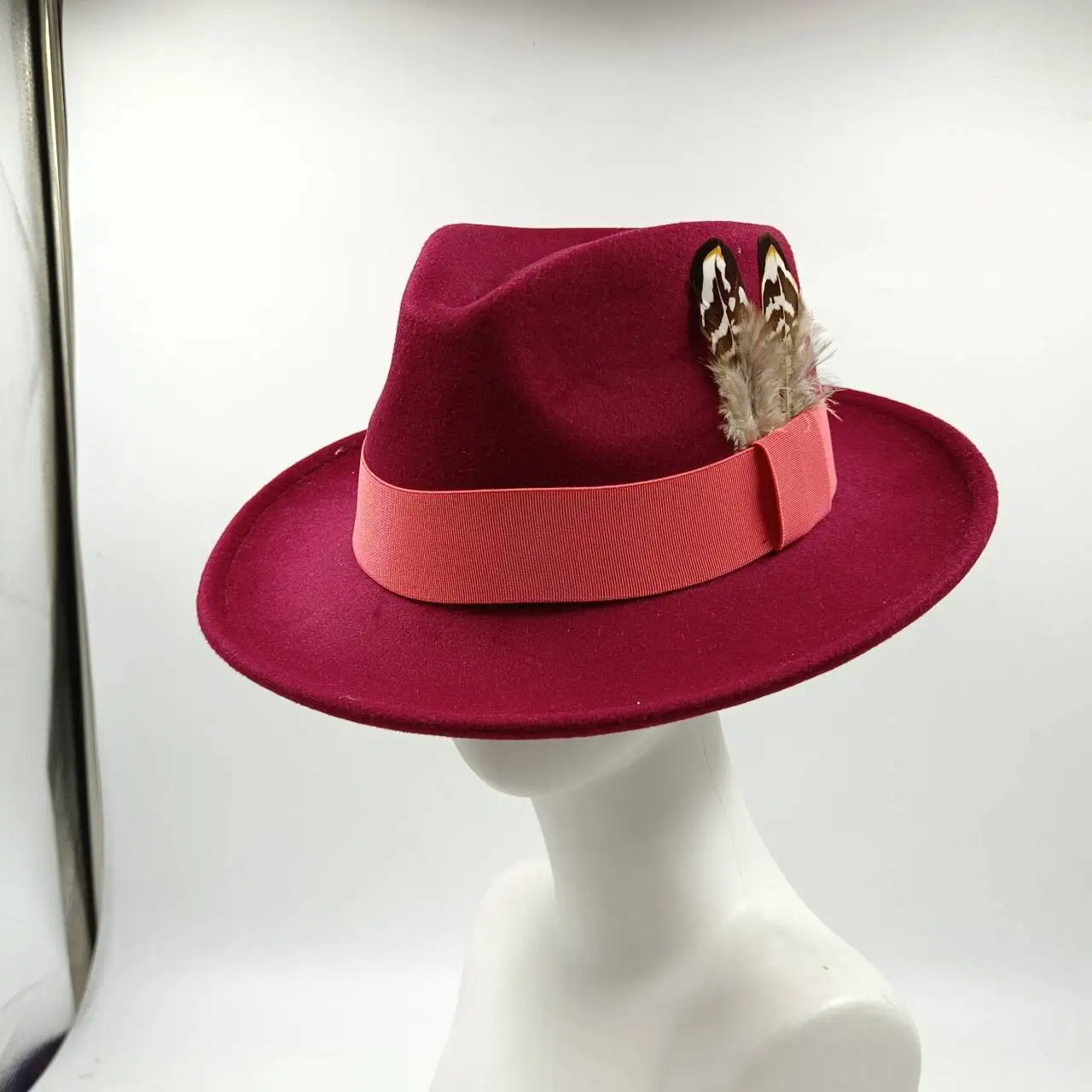 Schweine fleisch Kuchen Hut Männer Fedora Feder Hut Feder Dekoration Jazz Hut Gentleman Hut Kirche Hut Sombrero Hombre – Detail 13