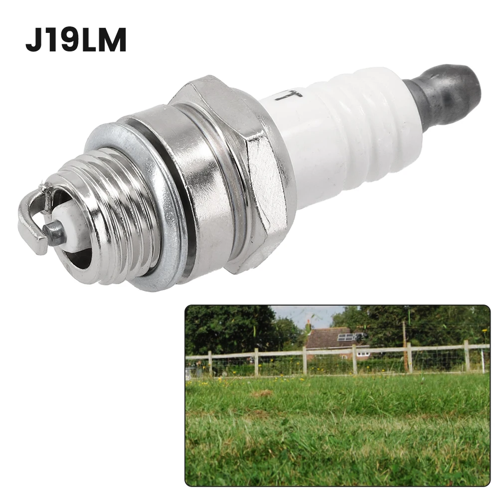 

Свеча зажигания J8C J8J QJ19LM RJ19LM культиватор газонокосилка J17LM J19LM Свеча зажигания бензопилы бензиновые запасные части садовые инструменты