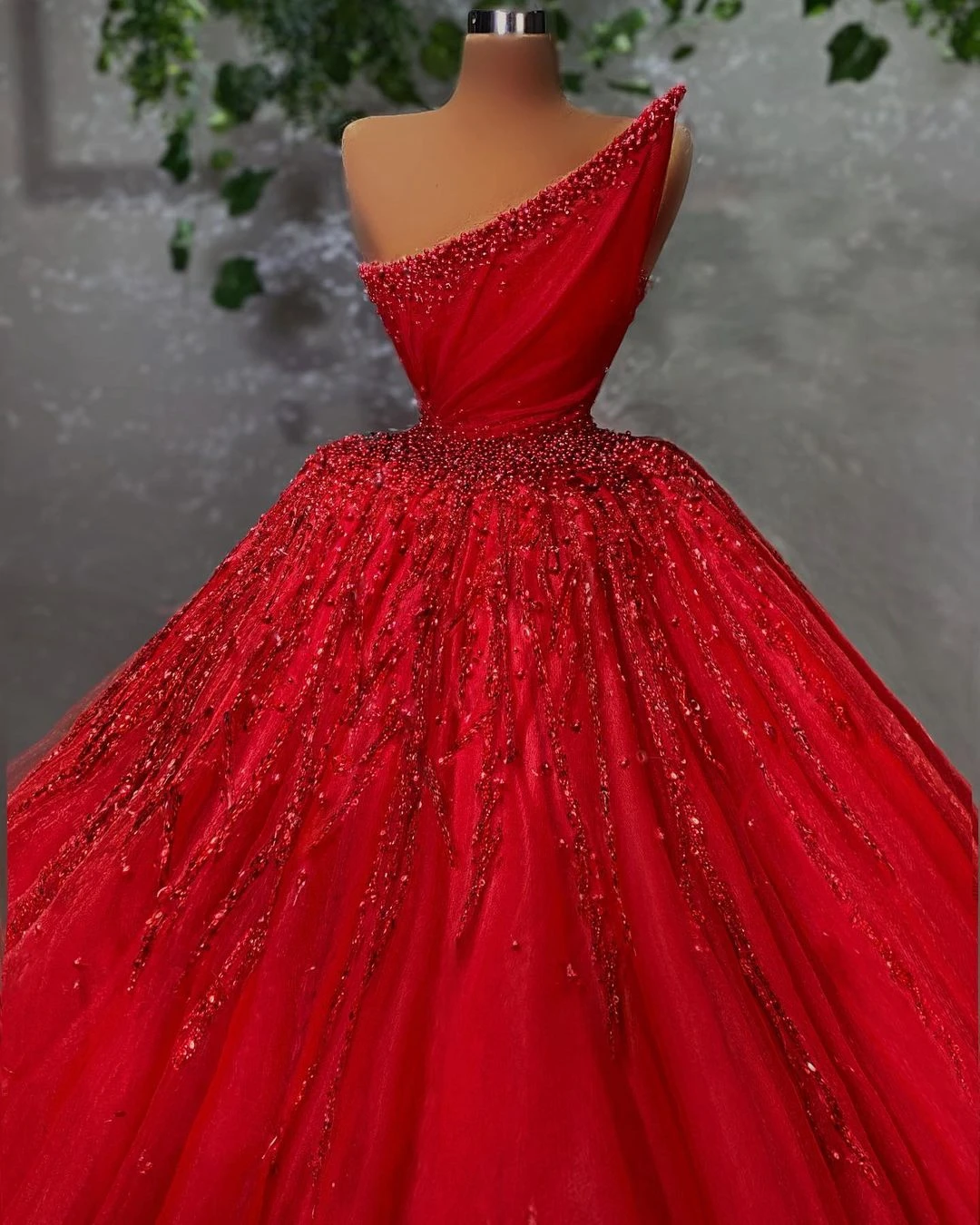 mermaid prom dresses Red Luxury Quinceanera Dresses Puffy Sleeveless Beading Sequins Shiny Ruffles Long Train Tulle Ball Gown Women Wedding Party navy blue prom dresses