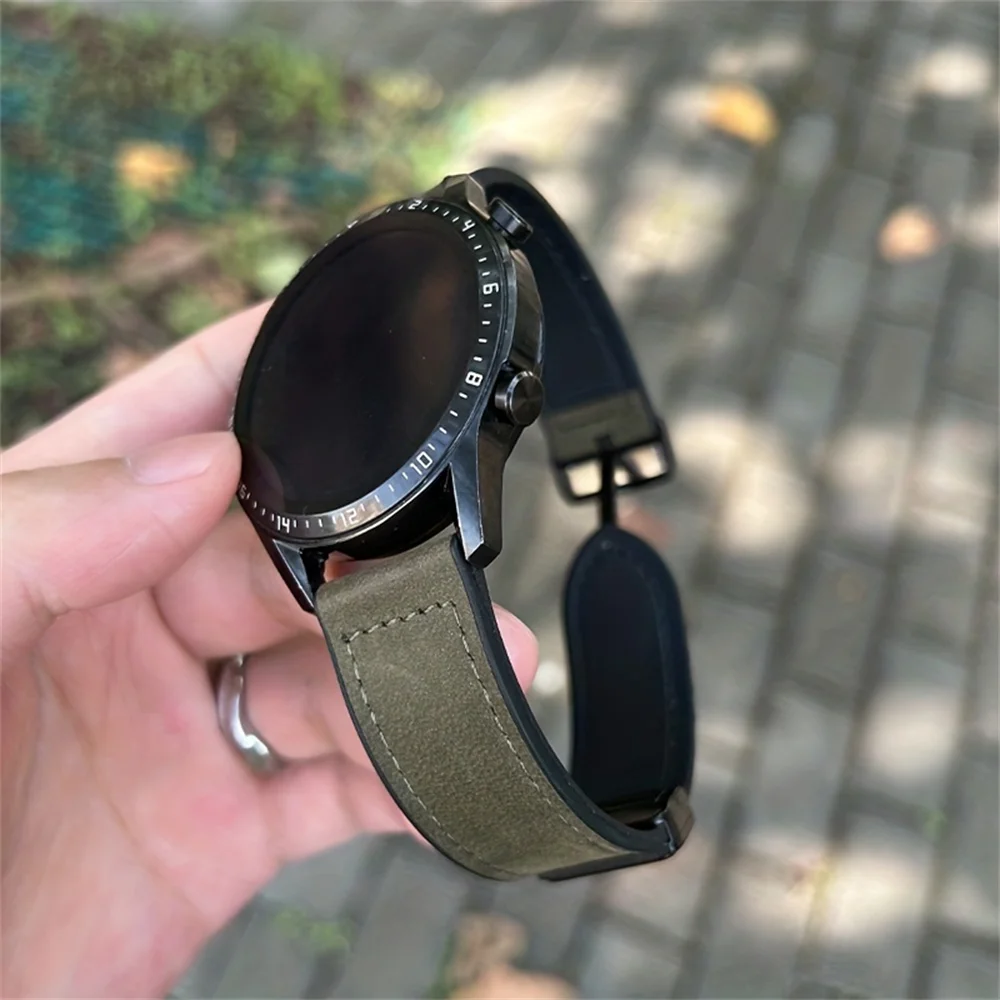 Elegant Leather Silicone Magnetic Strap, Sporty & Versatile 20mm/22mm Band