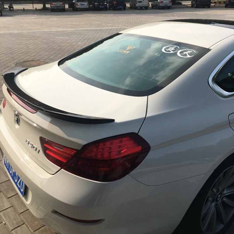 Рисунок 2 - V-образный задний спойлер для багажника