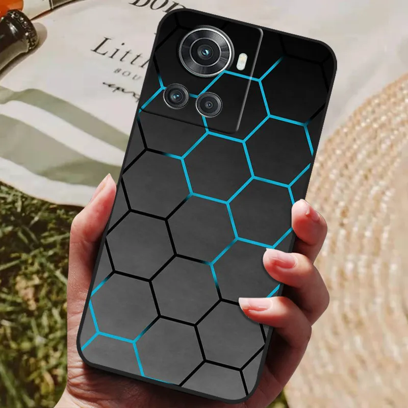 Black Silicone Soft Phone Cover with Lion and Wolf Design - Elegant Protective Case