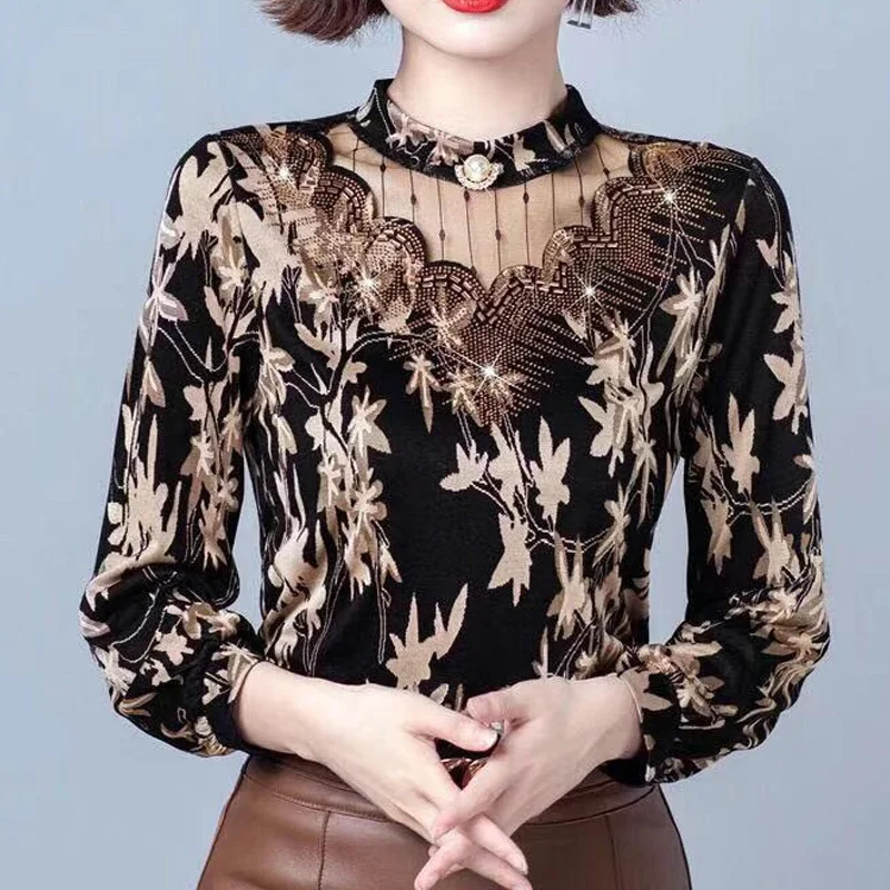 

Spring Autumn New Elegant Floral Printing T-Shirts Women High Street Long Sleeve Lace Patchwork Embroidered Flares Pullovers