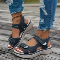2025 nouvelles femmes sandales à talons compensés été léger plate-forme décontractée grande taille sandales femmes mode antidérapant chaussures de plage femme 1