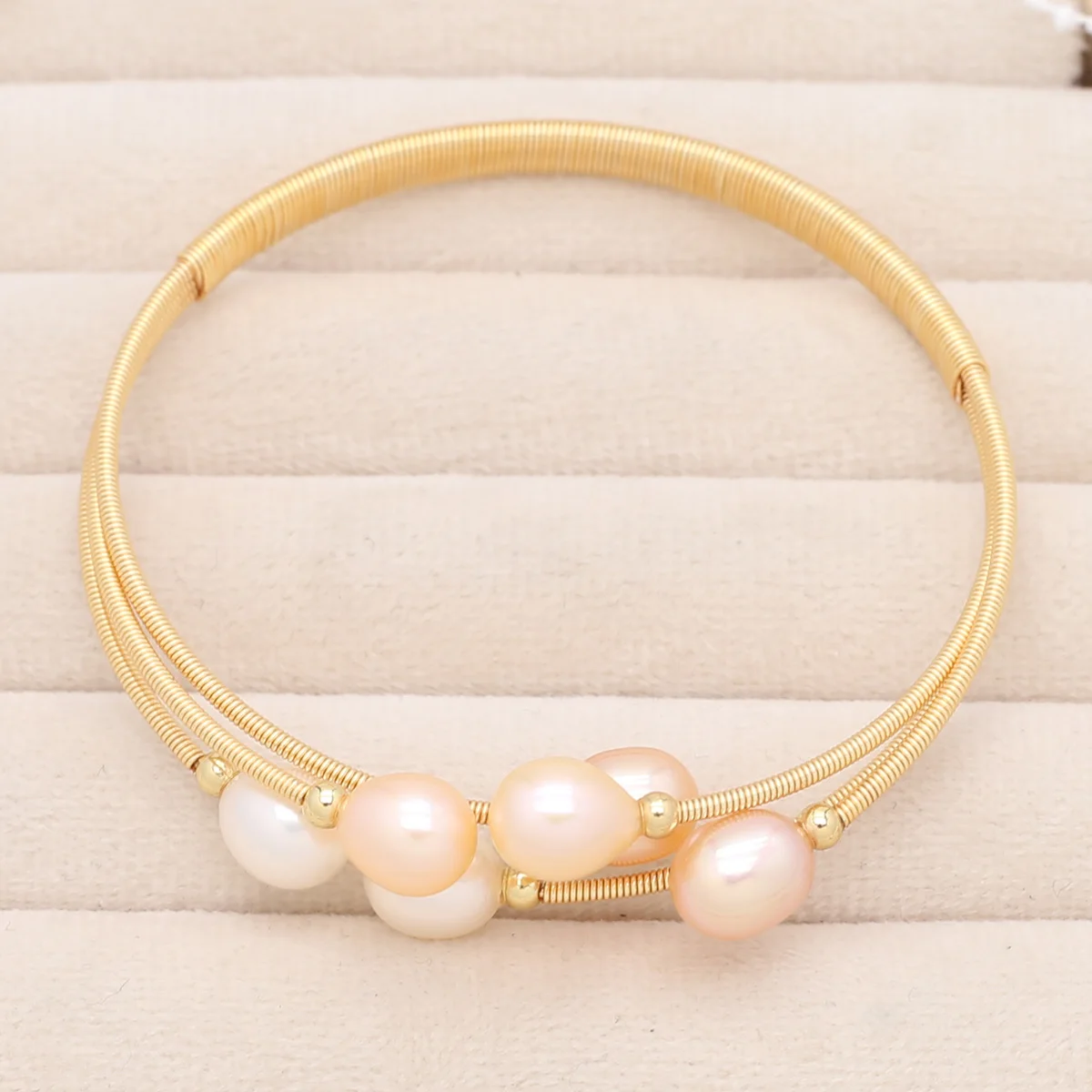 Fashion Tricolor Pearl Simple Elegant Copper Coil Bracelet  For Women Open Copper Bangles Charm Banquet  Jewelry Party Gift