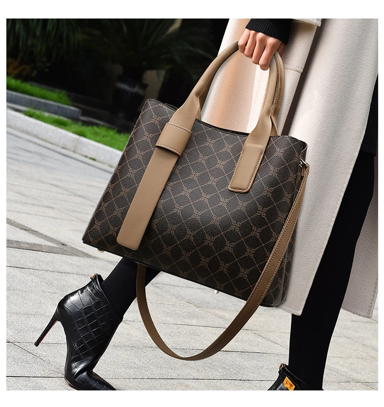 Women's pillow handbag soft leather elegant high quality messenger