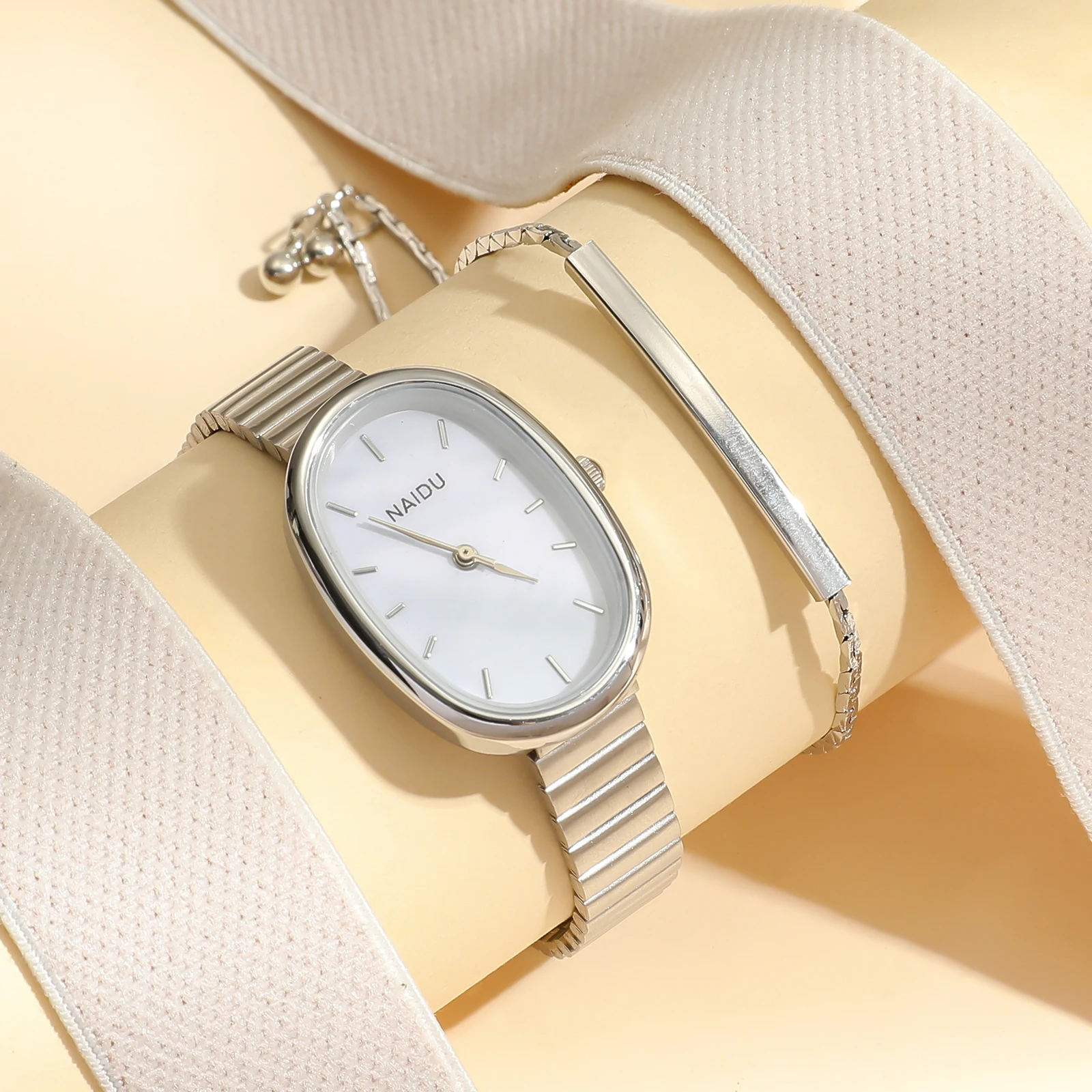 Light luxury fashion bar scale oval dial bamboo style steel strip quartz watch+one letter compact bracelet set 4