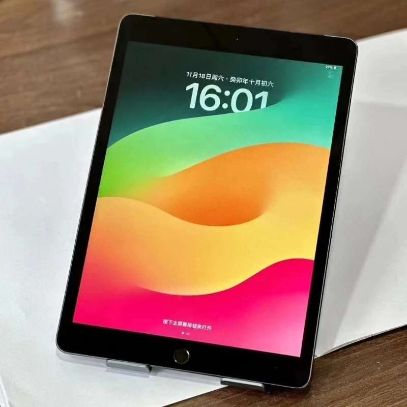 iPad（第9世代） A13 Bionic 10.2型 Wi-Fi 64GB New 2021 Apple Tablet iPad Wi-Fi 64GB - Silver, 10.2-inch