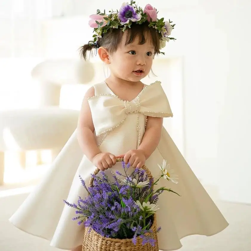 

Without Hat Children's Princess Ball Gown Pearls Bow Sleeveless Design Wedding Birthday Baptism Party Girls Dresses 12M-8T A3687