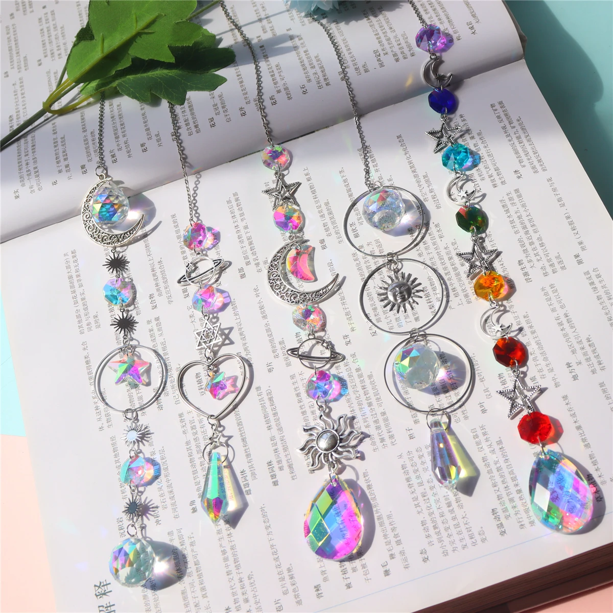 Description Picture 6 of itemCrystal Wind Chime Sun Catchers Ornament Star Moon Pendant Window Hanging Curtain Windchime Rainbow Chaser Home Garden Decor