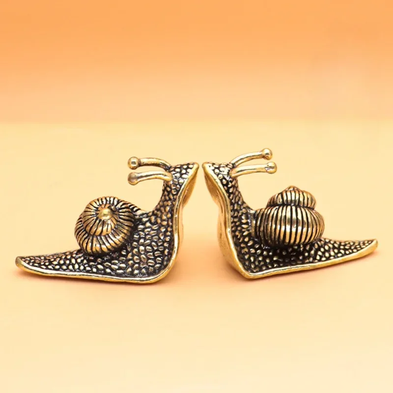 

1 Pair Antique Brass Mini Snail Statue Home Decor Desk Living Room Tea Room Ornaments Pet Collection Creative Figurines Crafts