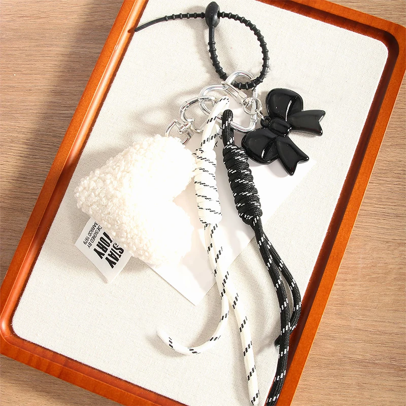 Fashion Lamb Wool love Plush Keychain Cute Heart Shaped Pendant Rope Chain Elegant Girl Backpack Key Accessoriy