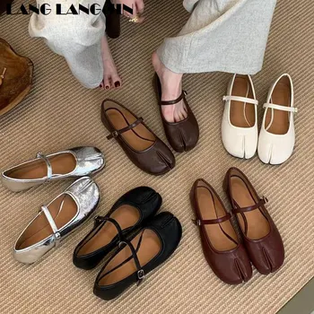 Fashion Tabi Ninja Shoes Women Flats Ballet Split Toe Ballerinas Ladies Round Heeled Loafers Tacones Female Moccasin Brand Mujer 1