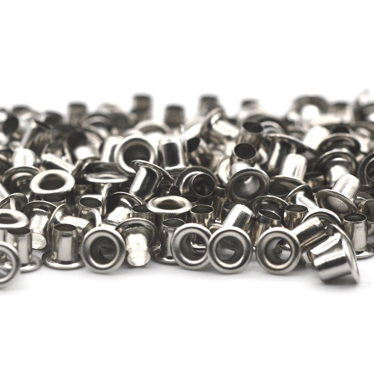 200Pcs Brass Grommet Eyelets Without Washer Craft DIY Supplies