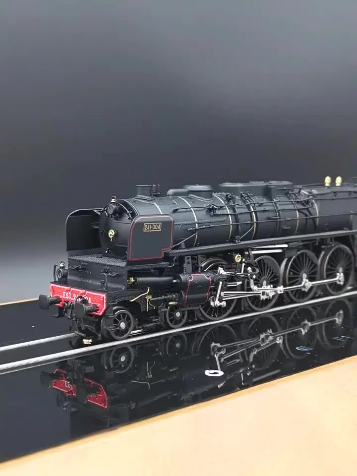 TRIX Train Model HO Type 1/87 25241 CLASS13 Digital Sound and