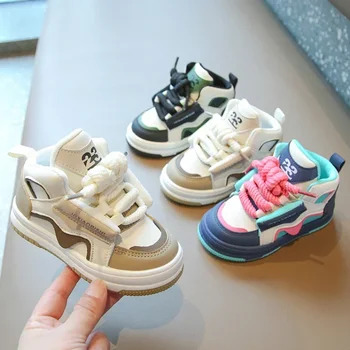 Scarpe sportive per ragazzi e ragazze Scarpe da ginnastica per bambini quattro stagioni Scarpe da studente antiscivolo Scarpe casual per bambini con fondo morbido Scarpe da esterno per ragazze 1