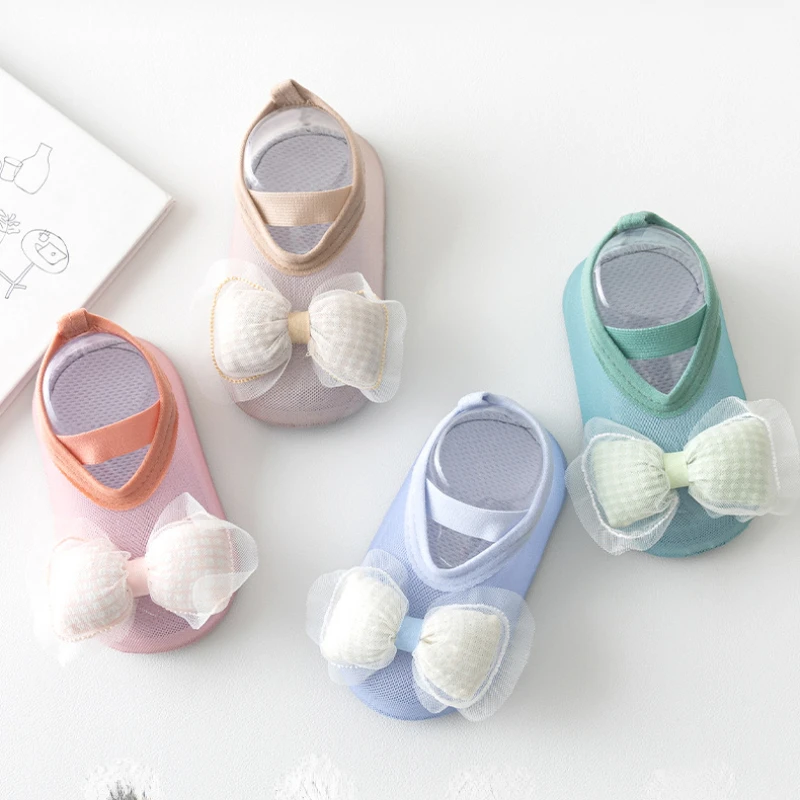 

2023 Cute Kawaii Bow Lace Surf Barefoot Slipper Soft Anti-slip Floor Water Shoes Summer Socks